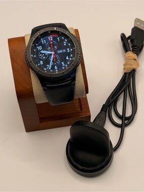 Galaxy Watch Gear S3 Frontier (tested, Charger included)